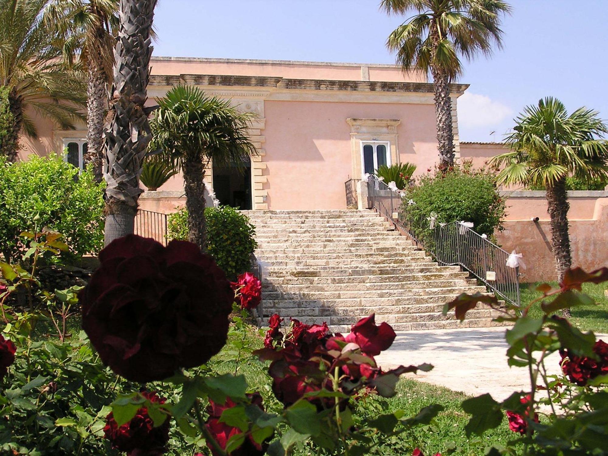 Villa Principe Di Belmonte Ispica Εξωτερικό φωτογραφία